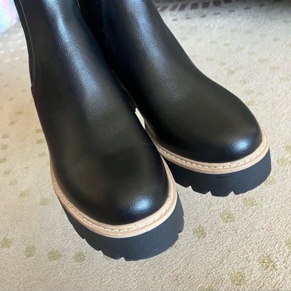 new dolce vita boots - Picture 4 of 6